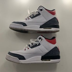 Jordan 3 denim fire red